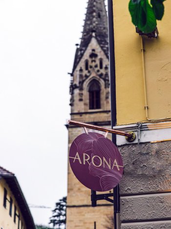 arona-tramin.jpg arona-tramin.jpg